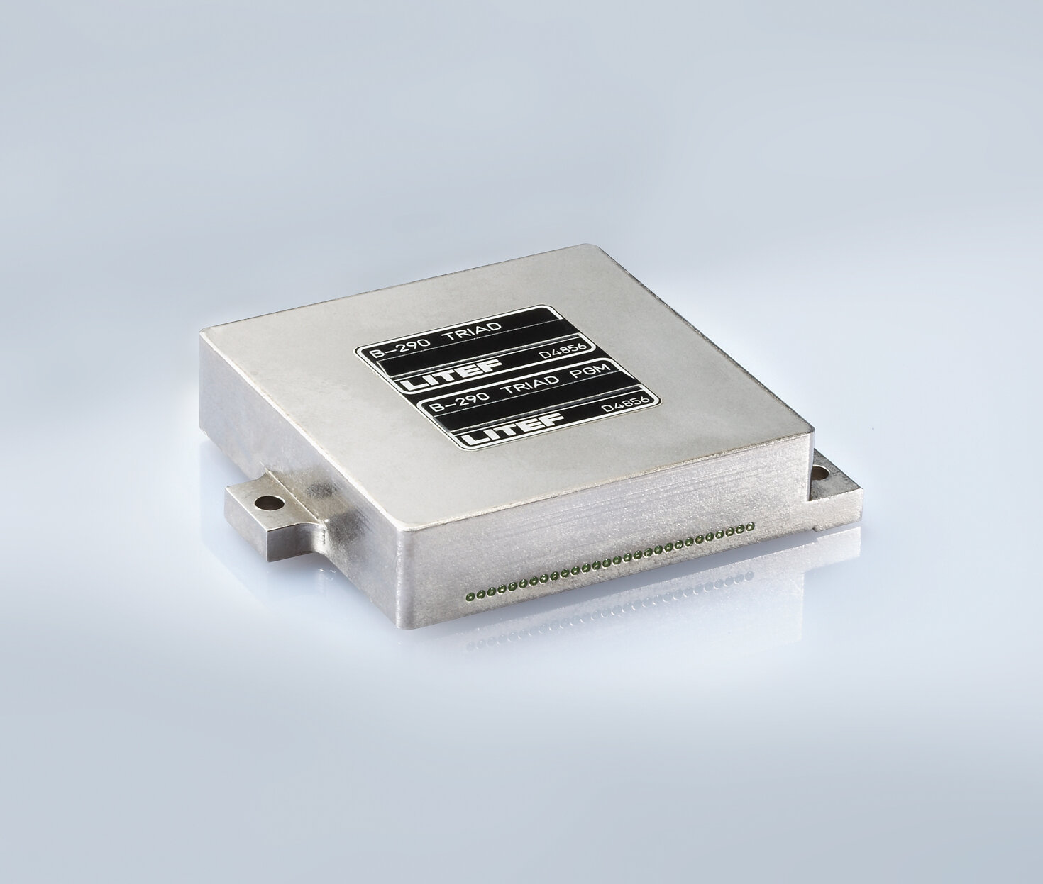 The threeaxis LITEF B290 accelerometer
